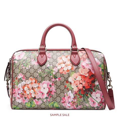 gucci blooms gg supreme top handle bag|Gucci GG Supreme Monogram Blooms Medium Reversible Tote .